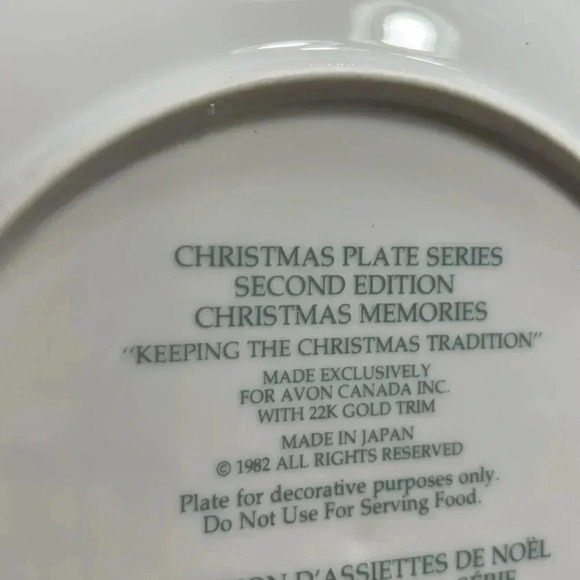Vintage 1982 Avon XMAS MEMORIES PORCELAIN PLATE TRIMMED WITH  22K GOLD! - Picture 9 of 14